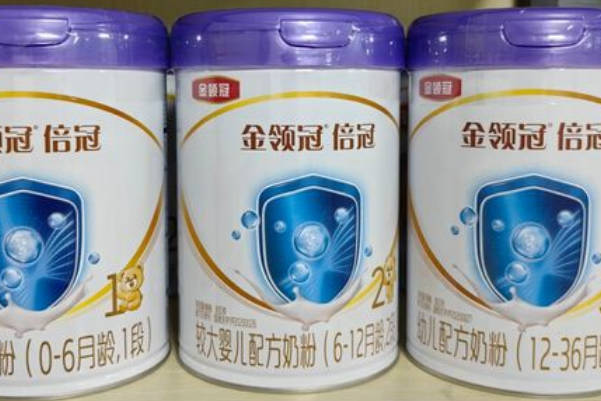 伊利奶粉有乳铁蛋白成分