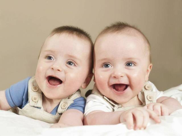 试管婴儿移植多枚胚胎是不是就能怀上双胞胎？