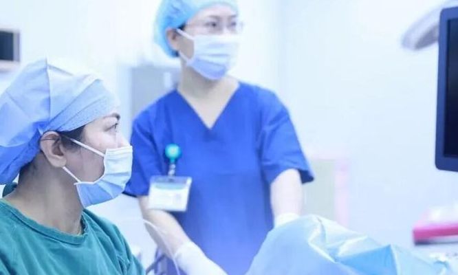 43岁女人还能怀孕吗：自然怀PK试管，别高估也别放弃