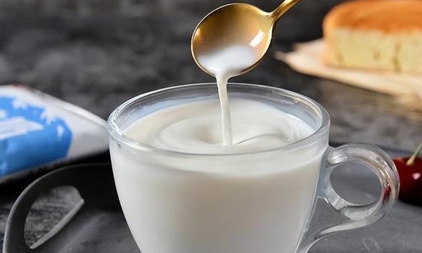 试管移植前吃补佳乐可以喝牛奶吗?