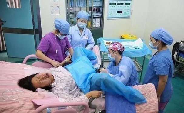 一胎剖二胎顺有点后悔 