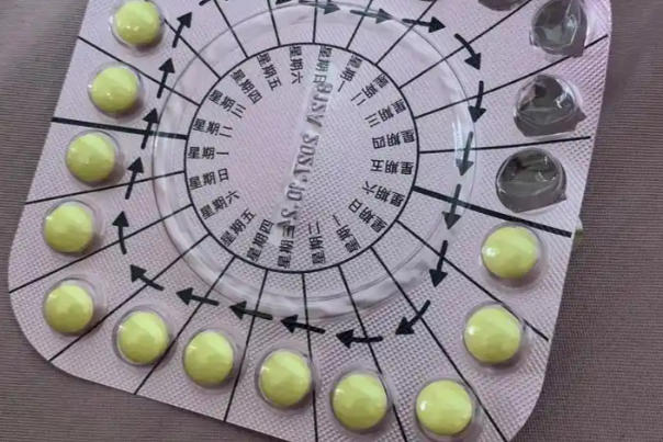 男士吃补佳乐21天过后乳房会发育