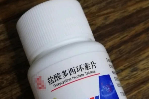 多西环素吃一周的危害：常见副作用与注意事项
