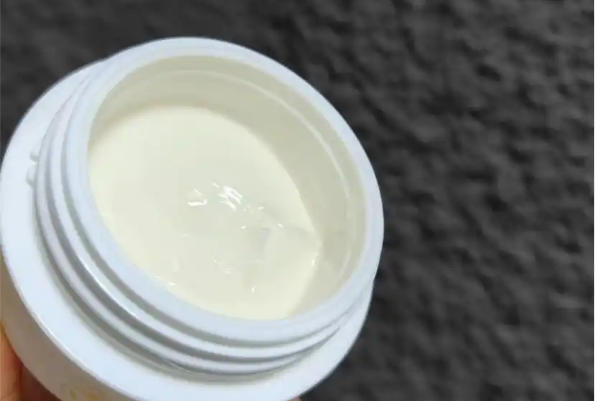 不同肤质适合的保湿霜不一样