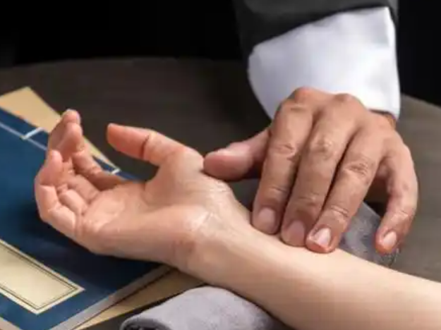 正常脉搏规律而持续