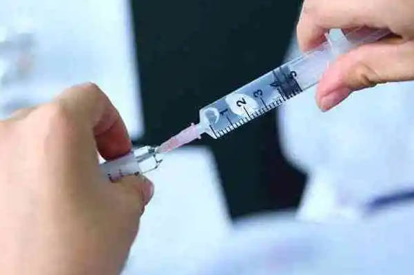 尿促素不是打哪边就长哪边的卵泡