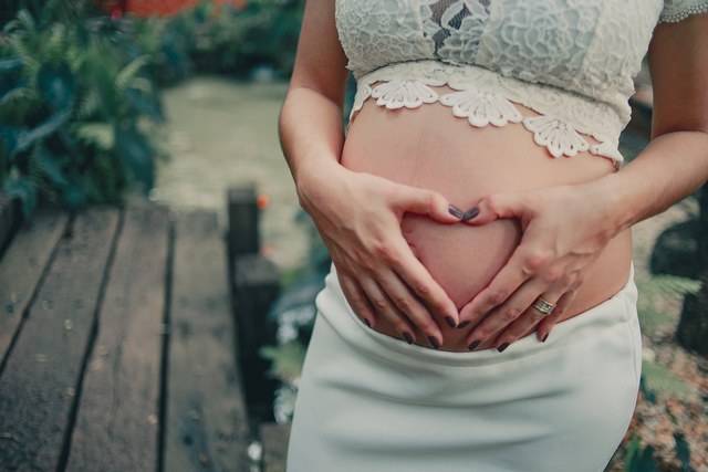 高龄女性做试管婴儿一定要注意这几个对胚胎着床有影响的因素！