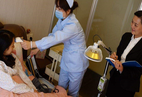 试管婴儿流程及注意事项，一次要花多少钱？过来人梳理6笔开销明细
