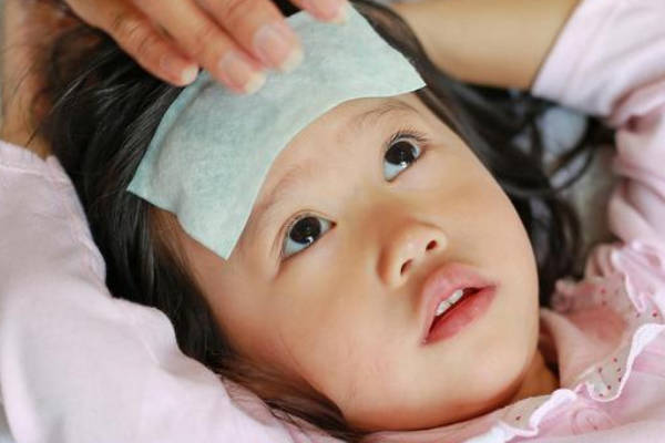 浅析小孩退烧最快的三味中药，金银花、板蓝根均在其中