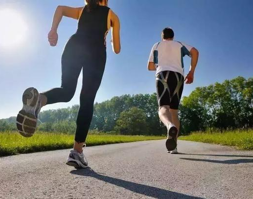 慢跑能促进血液循环