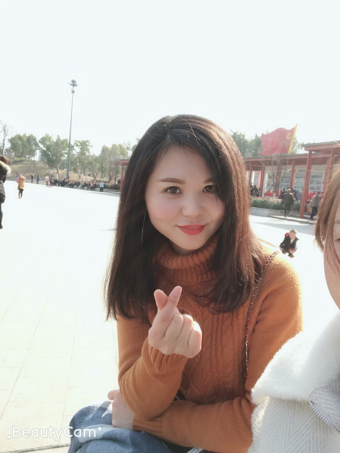 小小鱼?头像
