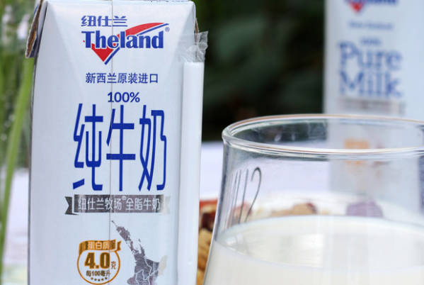 纽仕兰纯牛奶适合两岁宝宝喝