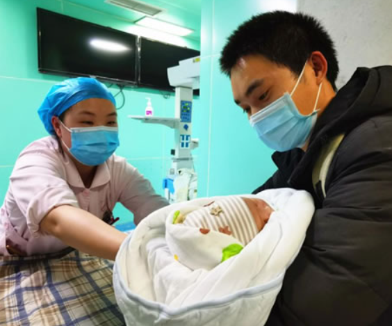 佛山代生能生双胞胎吗,广东省妇幼保健院三代生男孩多少钱附费用明细