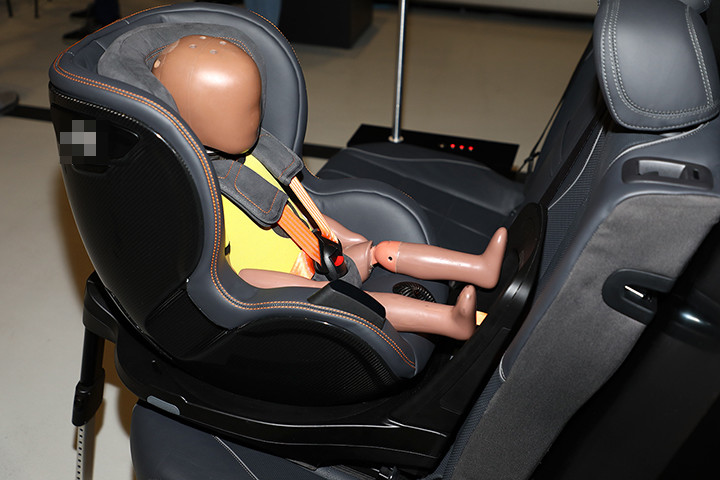 头部固定器怎么使用关于儿童安全座椅，你使用对了吗？不想白花钱，这8种错误不要犯_https://www.jmylbn.com_新闻资讯_第5张