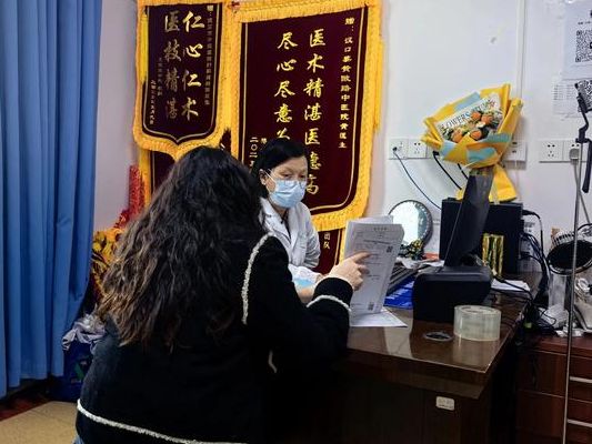 西安试管排名翻烂后，34岁小周改看这三个细节