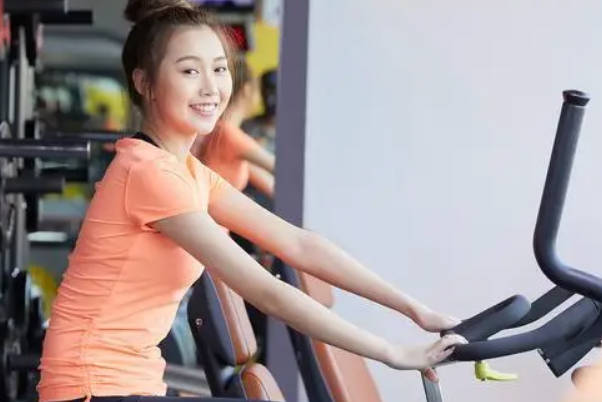 29岁女性的代谢率是1200千卡