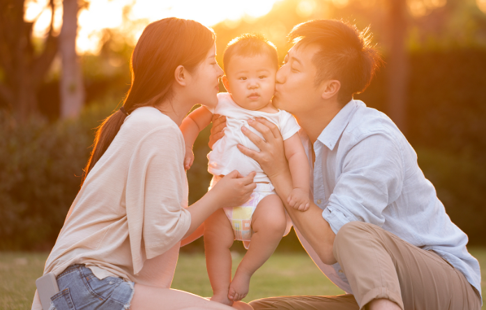 一次闪光灯对婴儿的视力危害有哪些呢?