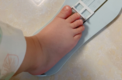 宝宝脚长与年龄对照表 宝宝脚长与年龄对照表