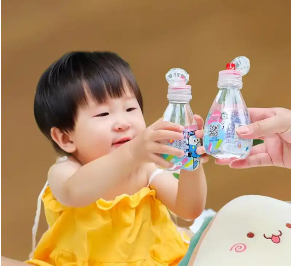 6个月后循序渐进喝水