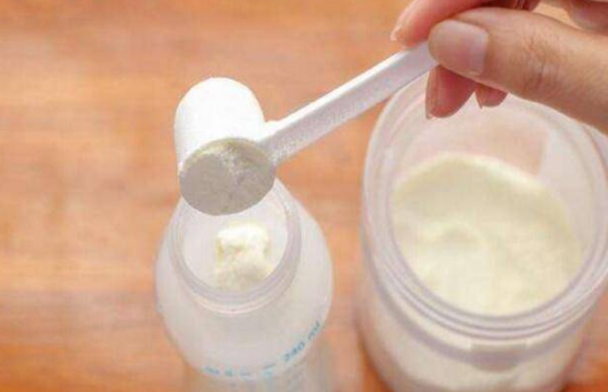 奶粉是宝宝获取营养的主要来源之一