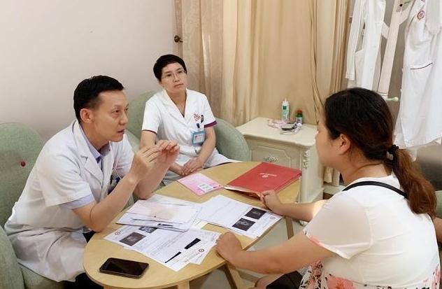 孕妇建档必须夫妻双方都到
