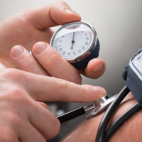 36岁夫妻男方有高血压能做试管婴儿吗？