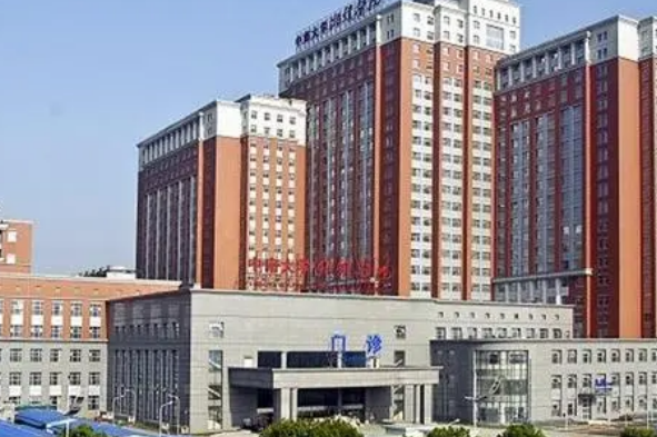 长沙的中南湘雅医院生殖中心和中信湘雅哪个口碑更好？