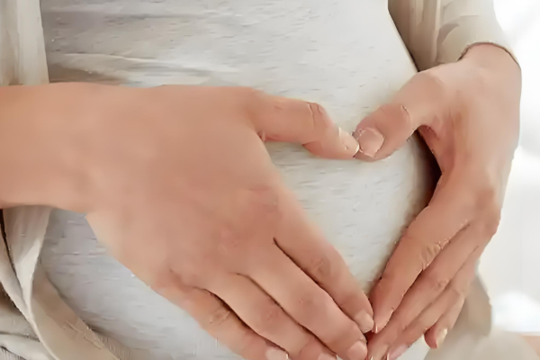 孕期摸肚子也是一种胎教