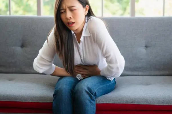 移植第3天女性会出现腹痛