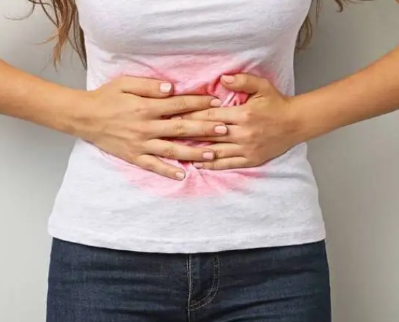 肚子痛可能是激素变化引起