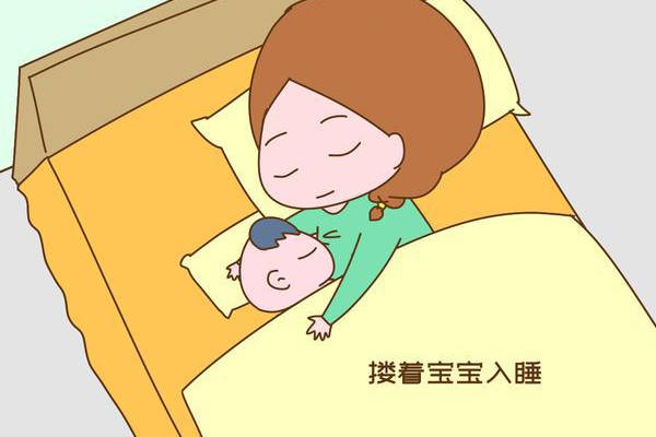 轻轻拍打宝宝可促进睡眠