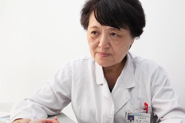 试管婴儿较大年龄限制多大？生殖中心不会明说的真实年龄线