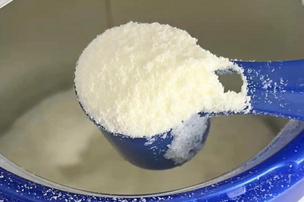 三鹿奶粉不是君乐宝