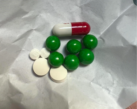 备孕期间吃药要谨慎