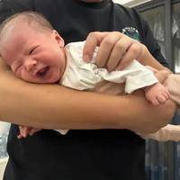 孩子十喊九不理?自闭症排查指南