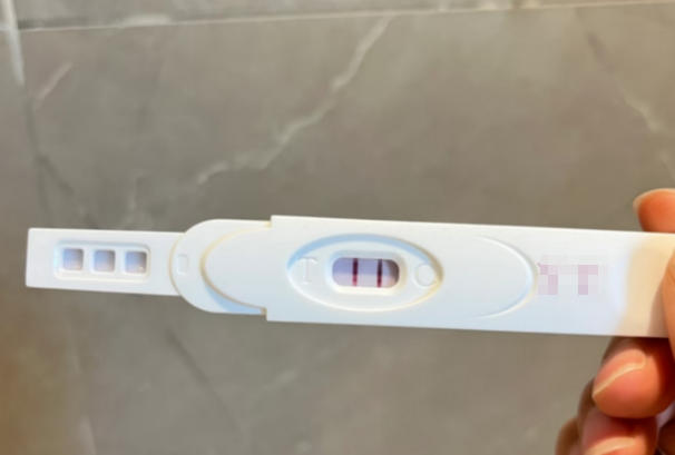 验孕棒两条杠一定是怀孕了吗?宫外妊娠hcg水平同样会升高