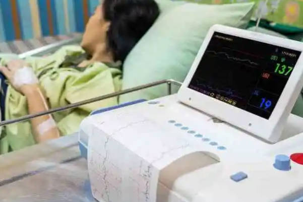 为何网上很多人说孕妇做胎心监护检测其实是个坑呢？