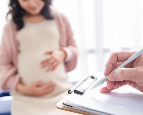 孕期定期检查血糖能预防