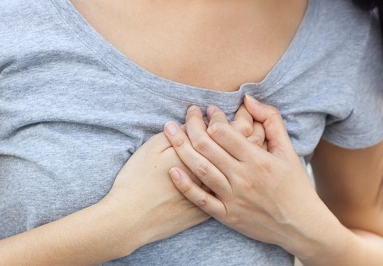 女性胚胎移植后乳房胀痛
