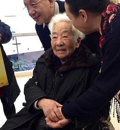 昆明昆华试管哪个医生较好？我换了三位医生，34岁那年终于等来两道杠