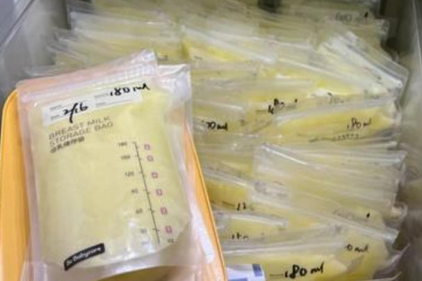 母乳过期了还能给宝宝护肤