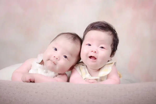 各位姐妹们都是如何怀上双胞胎的，有没有什么秘诀呢？