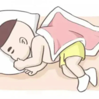 新生儿大便一天几次正常，新生儿大便少是什么原因导致