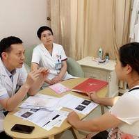 美国单身女性的试管婴儿选择：独立生育的新篇章