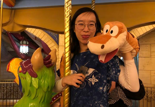 老师骂她是笨猪,嘲讽她是马尾巴串豆腐,提不起来,让父母快送她去技校