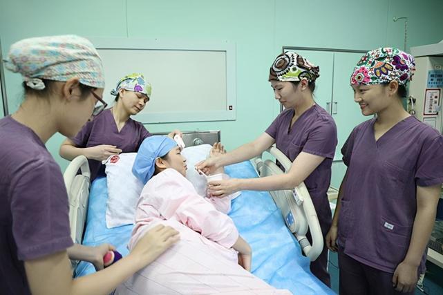 "ella公开生产过程"让人泪目,产前做好这些准备,让分娩更顺利 - 好孕